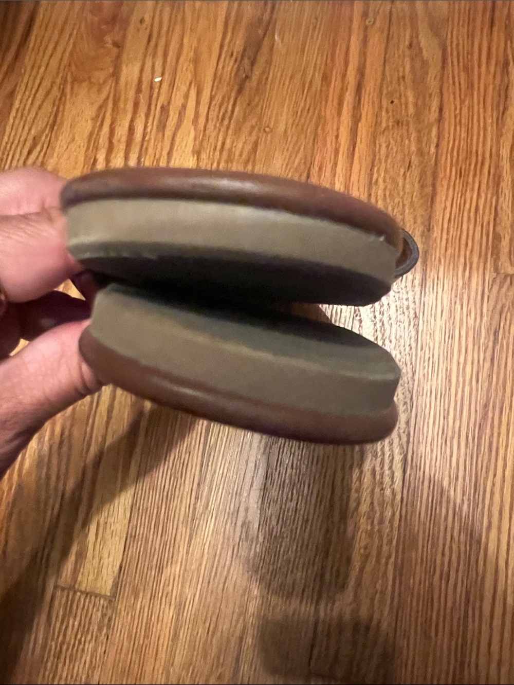 Old Navy brown thong sandals - Picture 5 of 5